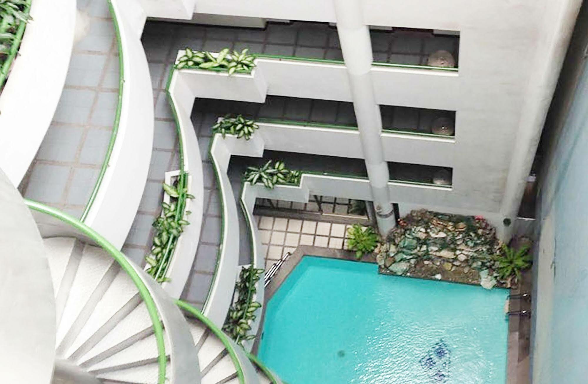 Diamond Beach Hotel Pattaya Esterno foto