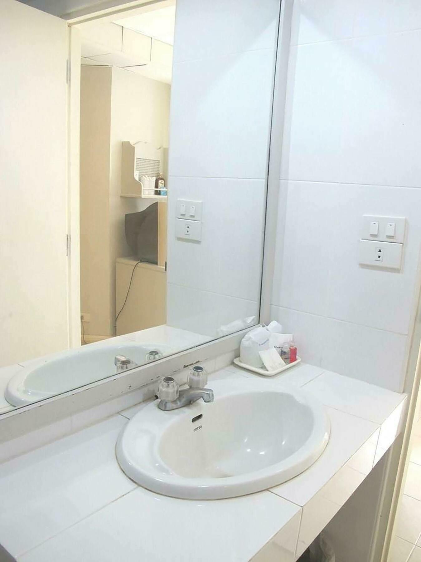 Diamond Beach Hotel Pattaya Esterno foto